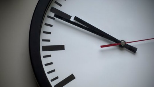 5 Minutes slips by